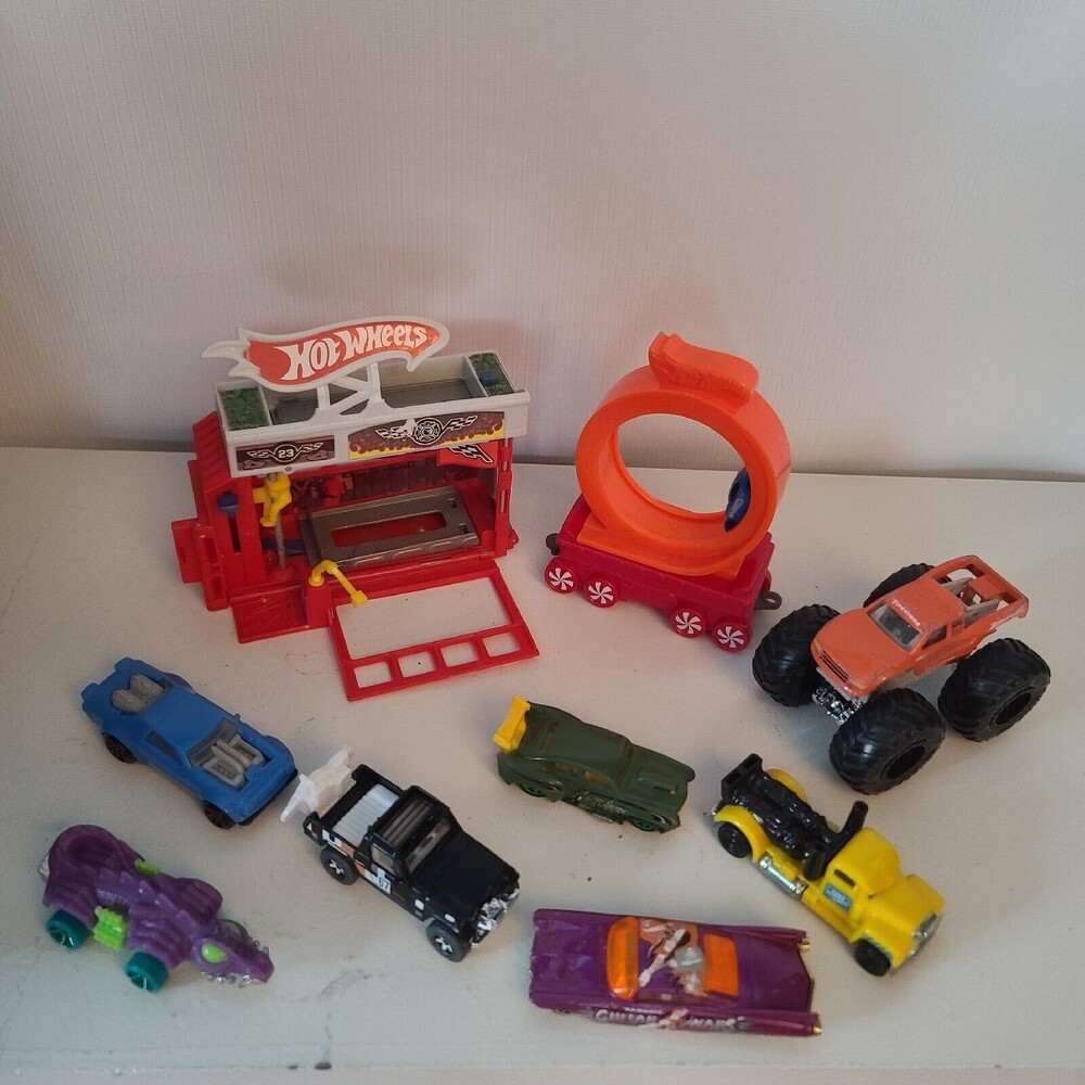 Hot Wheels Fire Station Monster Truck Holiday Loop Track Cars Loose READ